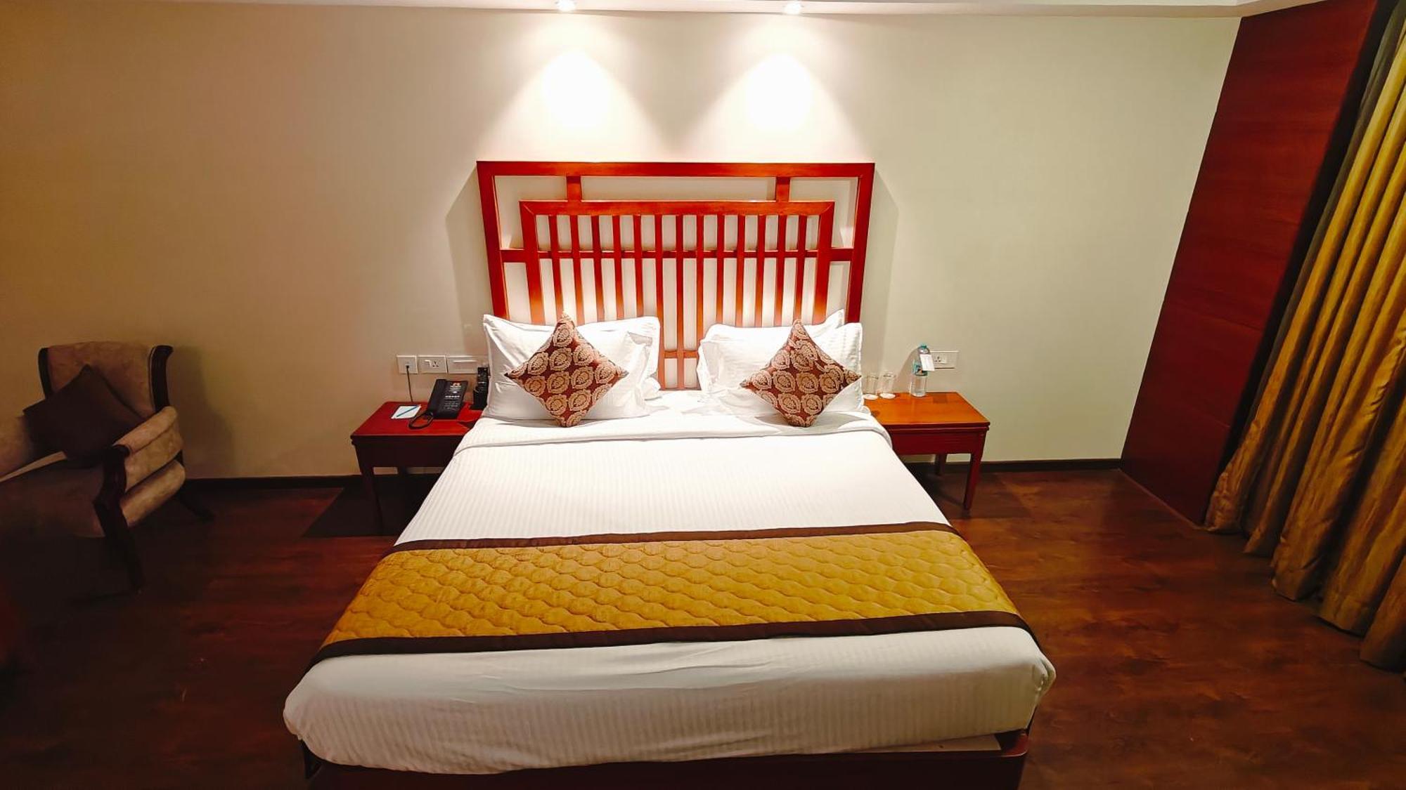 Mm Legacy - A Bergamont Hotel, Kanchipuram Exterior foto